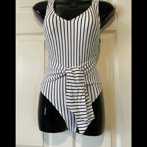 Rachel Roy - Picture 2 of 3